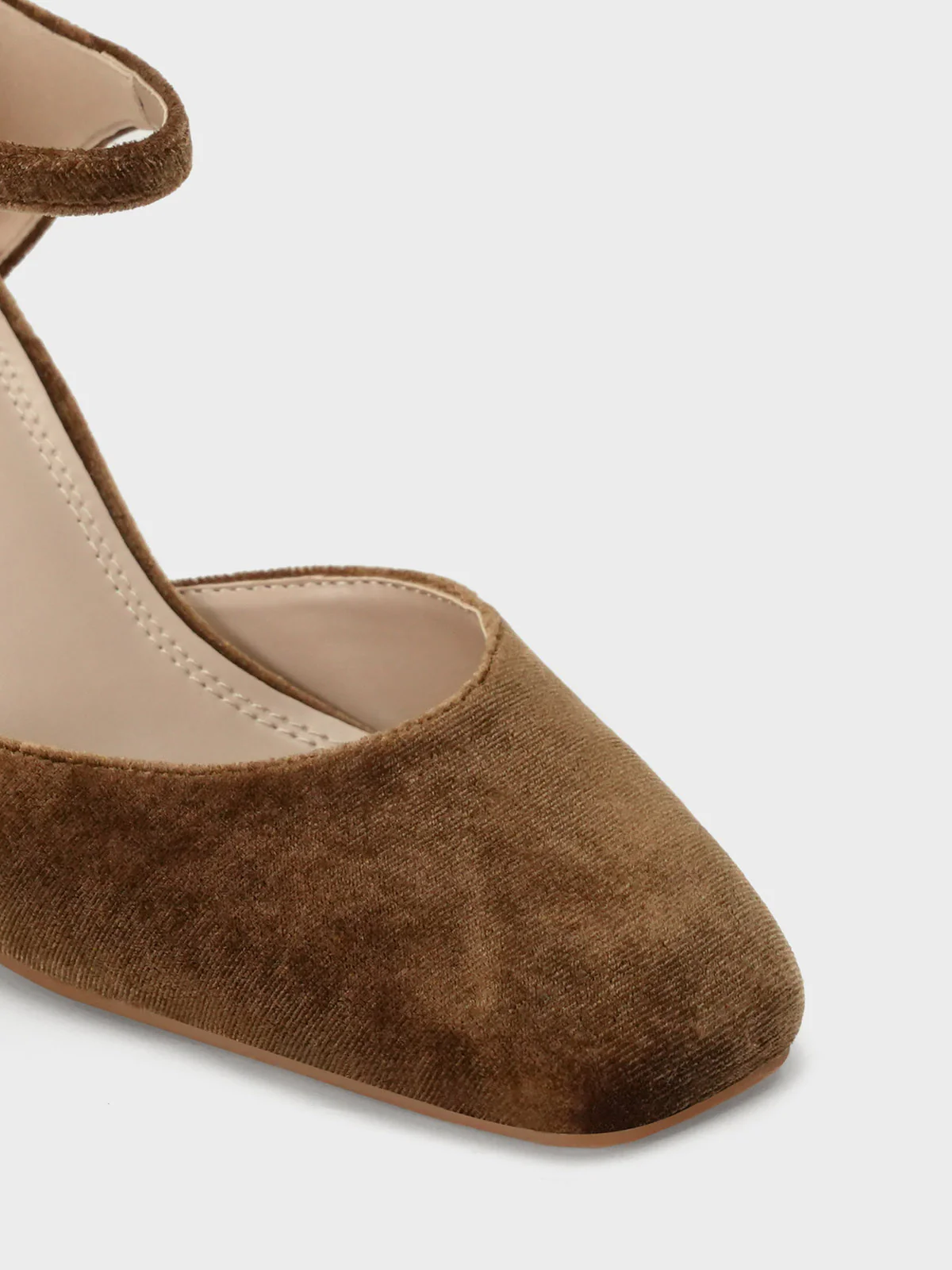 Women's "CARUSO" Round Toe Stylish Sandals - Image 7