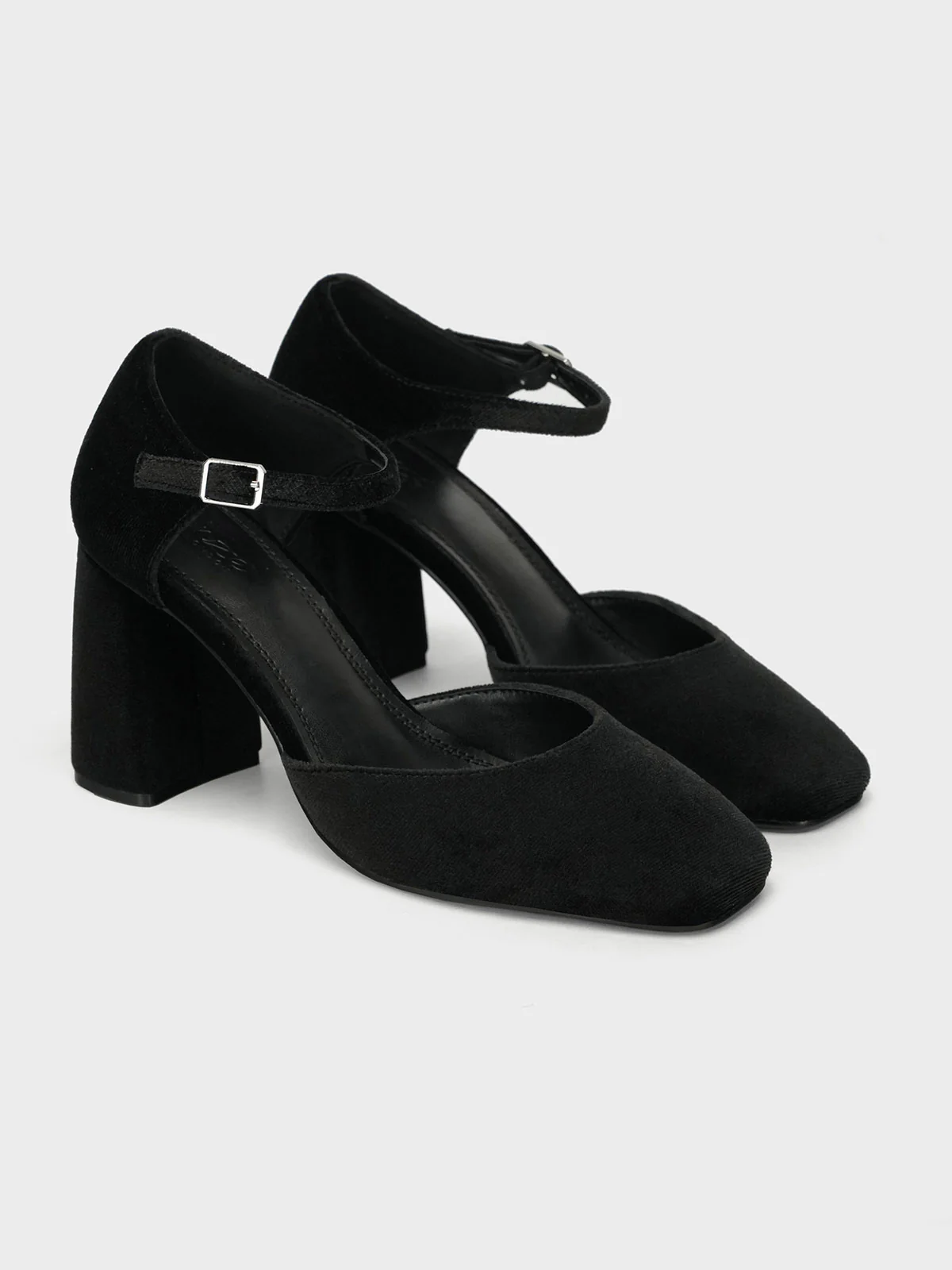 Women's "CARUSO" Round Toe Stylish Sandals - Image 4