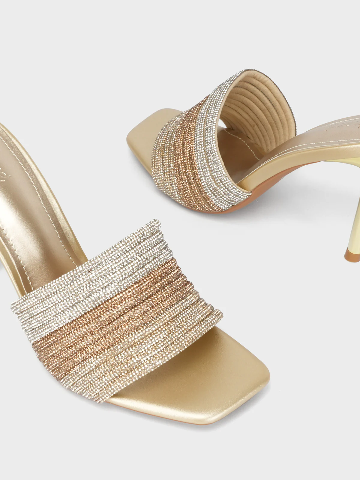 Womens "CHRYSSIE" Crystals Detailing Sandals - Image 4