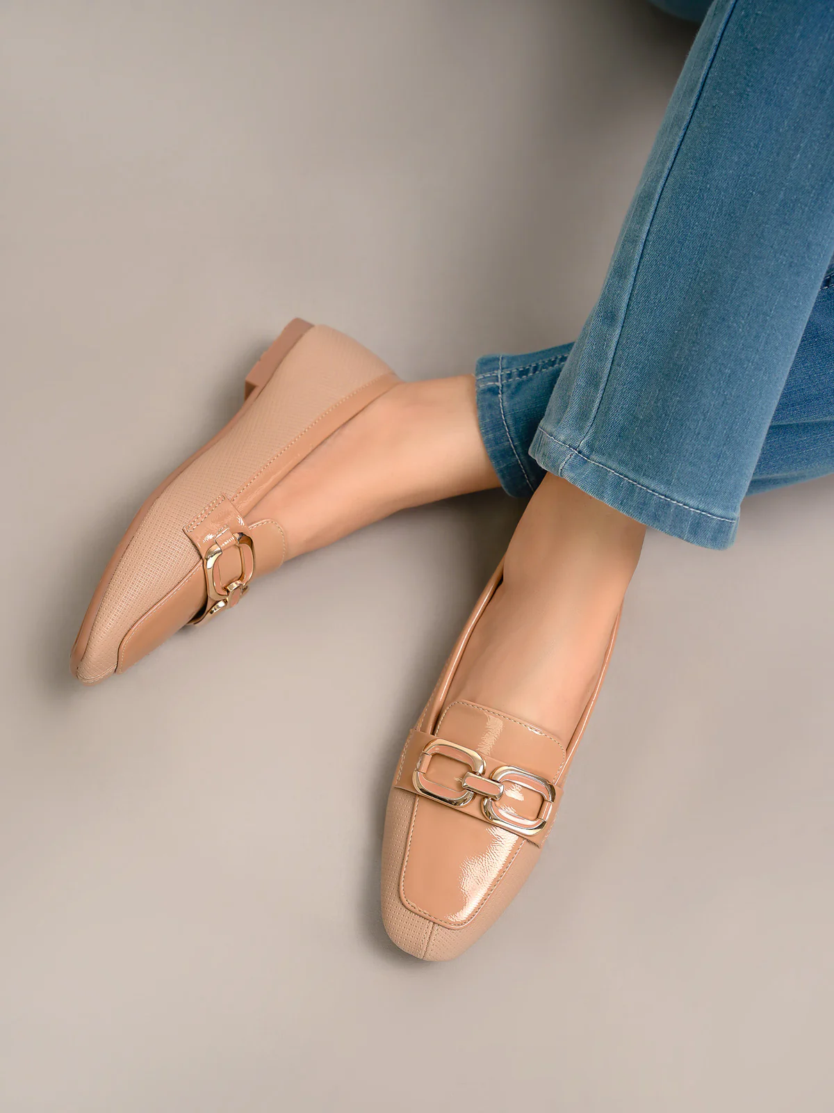 Women's "DESAI" Chained Adorn Ballerinas