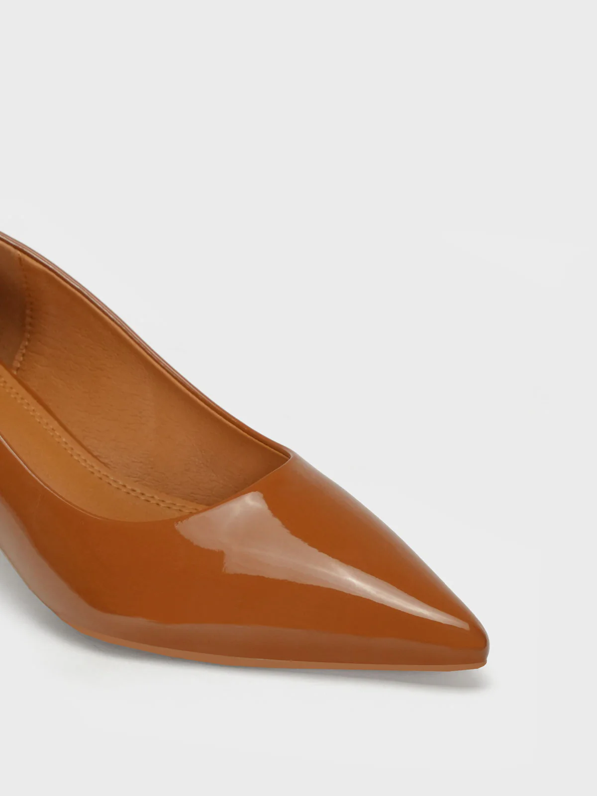 Womens "DIABLO" Pointy Toe Courts - Image 4