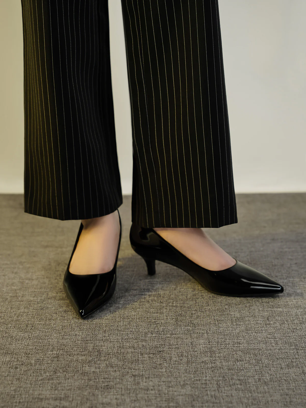 Womens "DIABLO" Pointy Toe Courts - Image 6