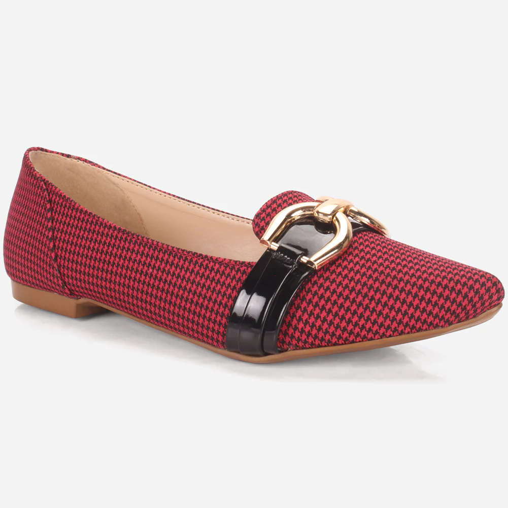 Women's "FERGIE" Pointed Toe Decorated Flat Pumps