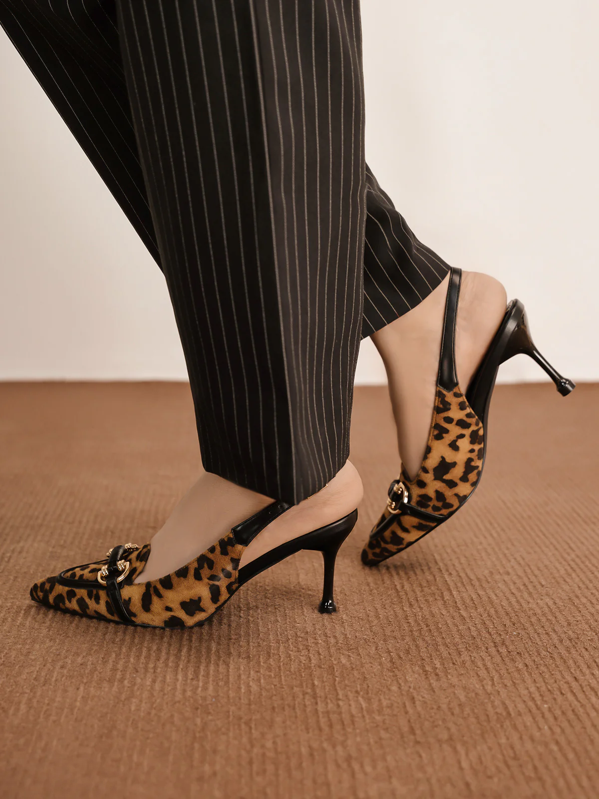 Womens "GLORA" Pointy Toe Back Strap Sandals - Image 3