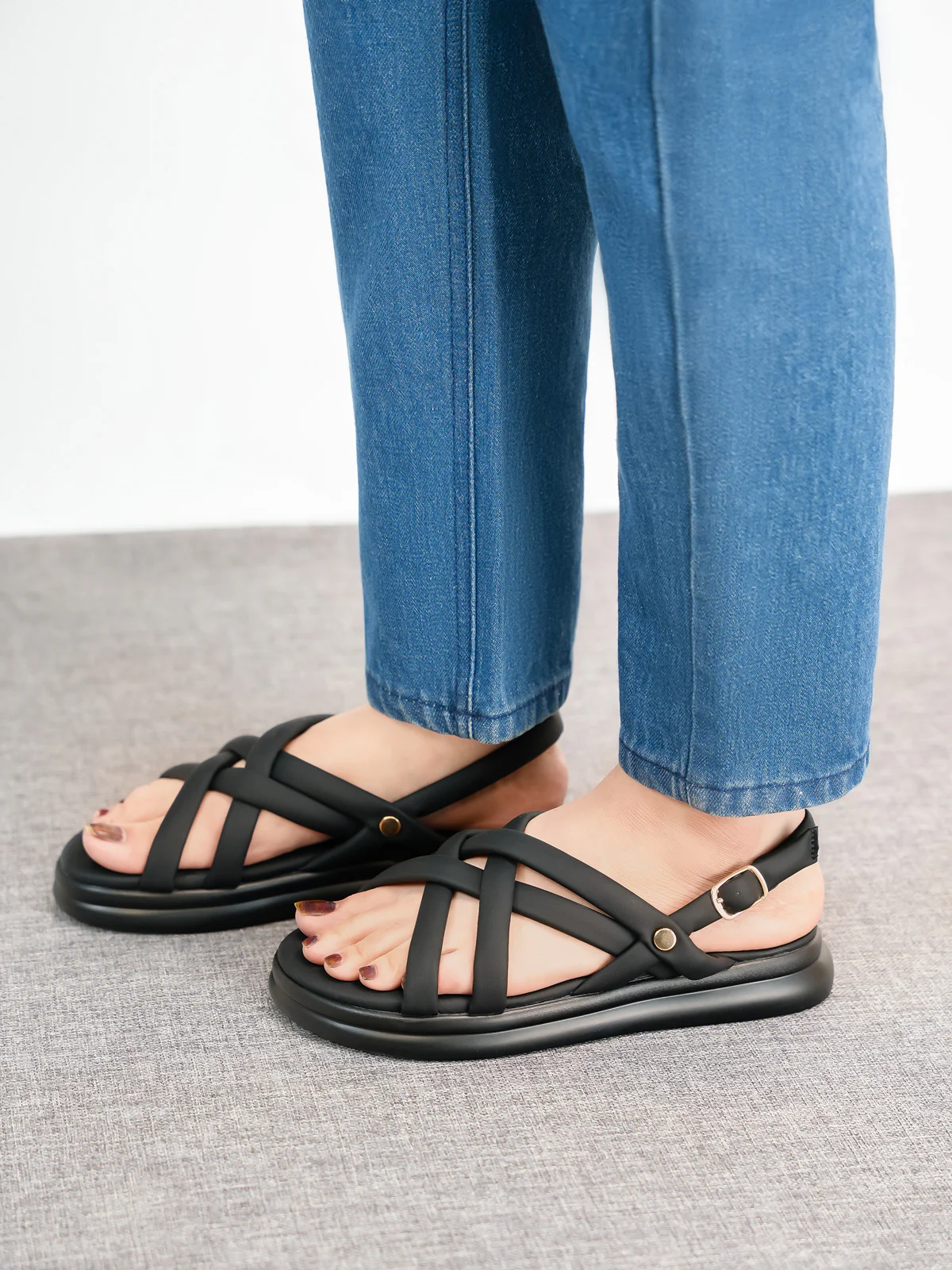 Womens "JIXCA" Comfy Padded Sandals - Image 3