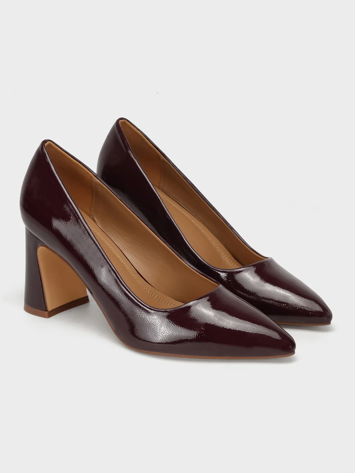 Womens "KANNAN" Pointy Toe Slip-On Courts - Image 2