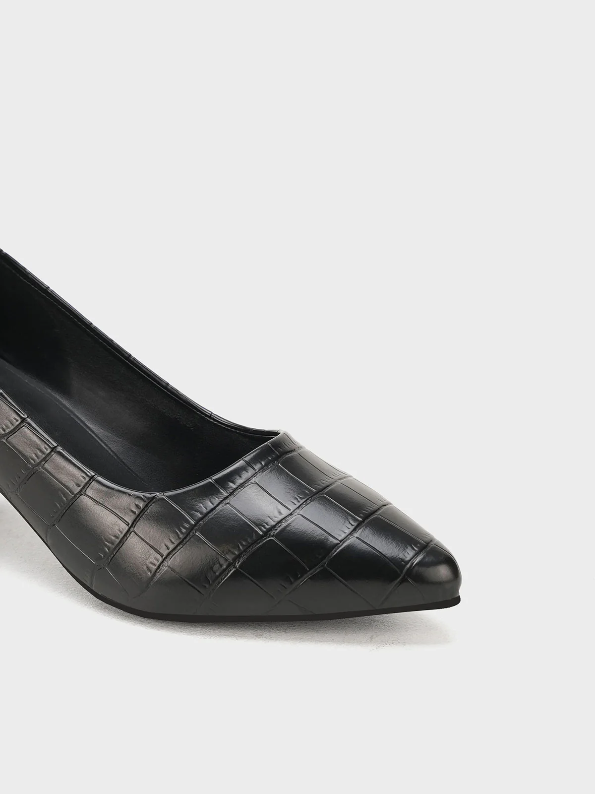 Women's "KIENNA" Textured Block Heel Courts - Image 4