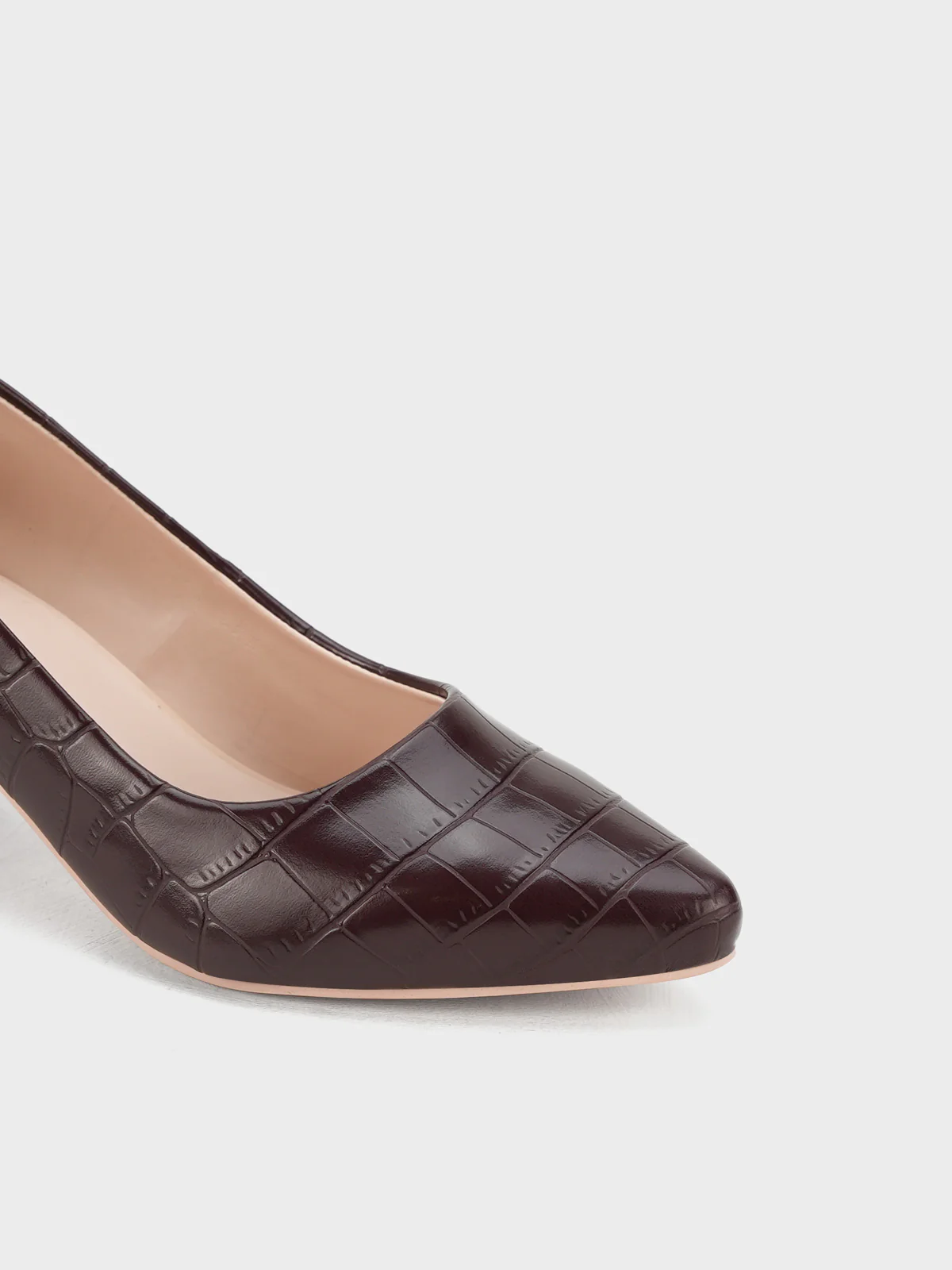 Women's "KIENNA" Textured Block Heel Courts - Image 4