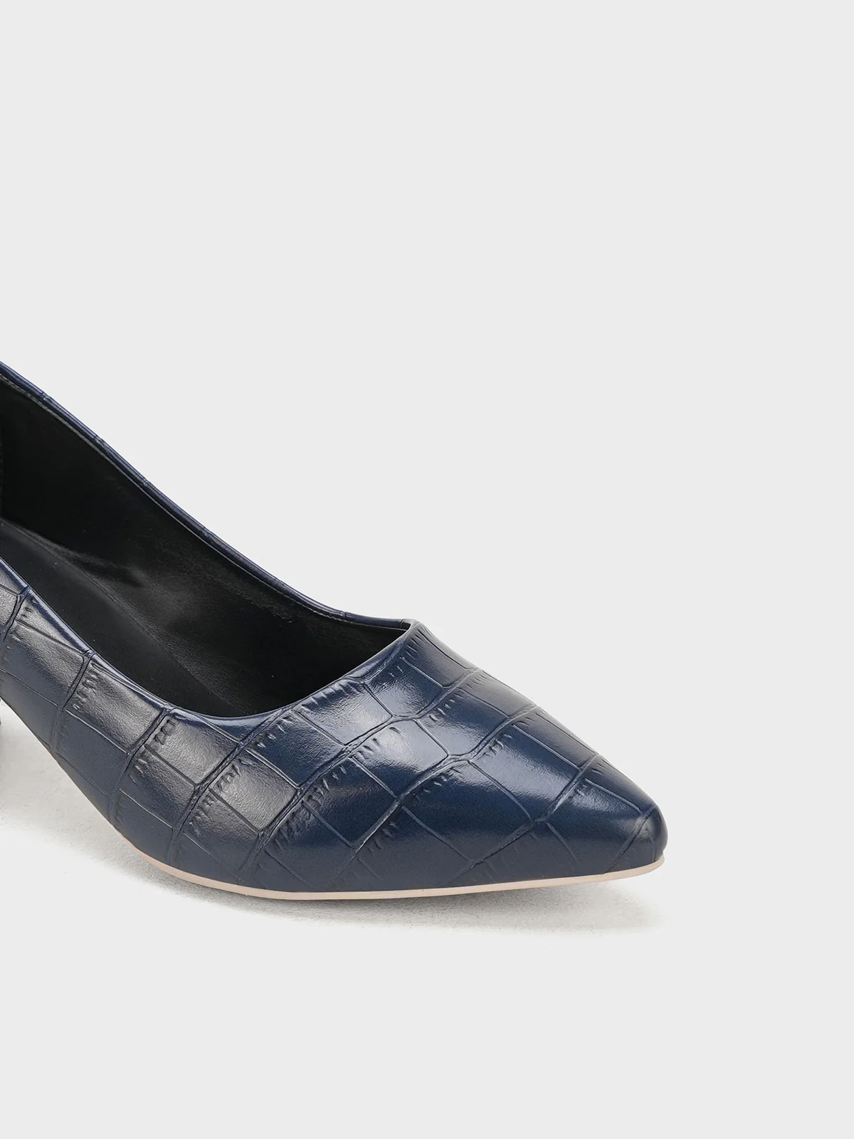 Women's "KIENNA" Textured Block Heel Courts - Image 4