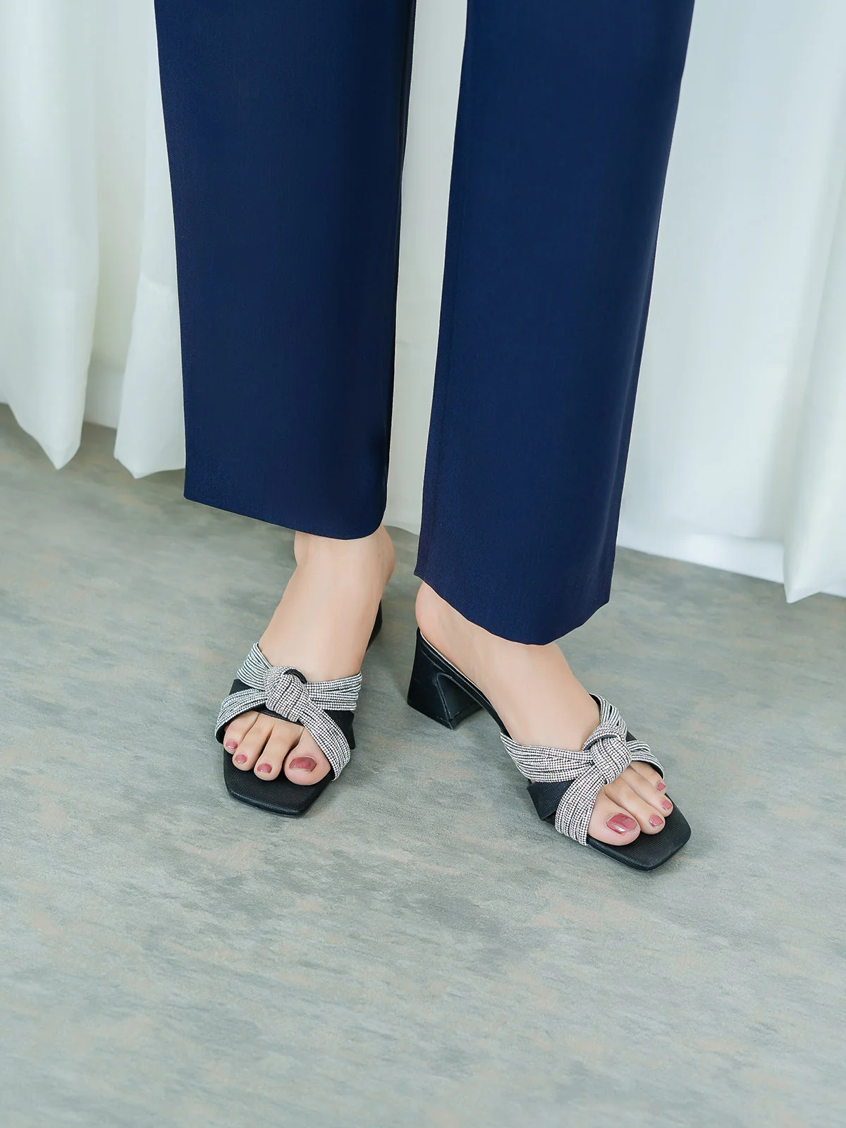 Women's "LAZLO" Block Heeled Fancy Sandals - Image 3