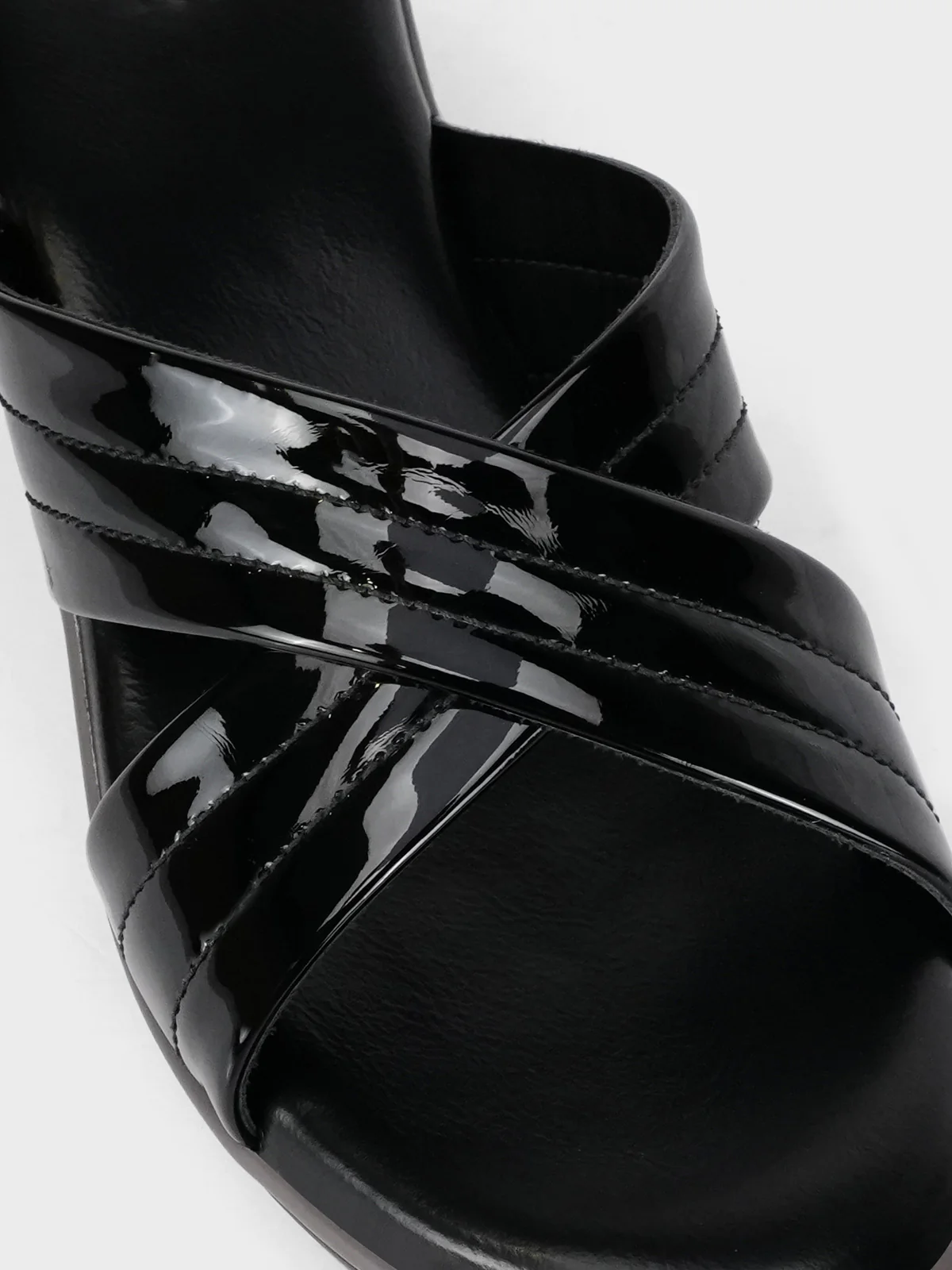 Women's "LIAMA" Crossover Comfort Slippers - Image 3
