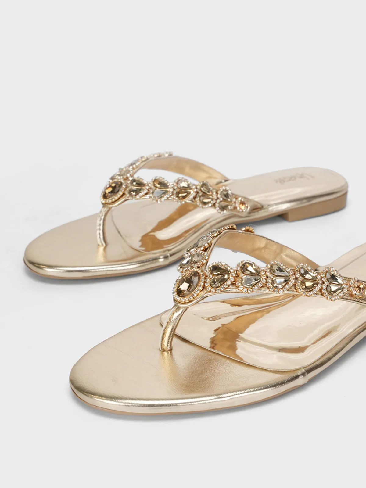 Womens "LILAC" V Strap Decorated Summer Slippers - Image 4