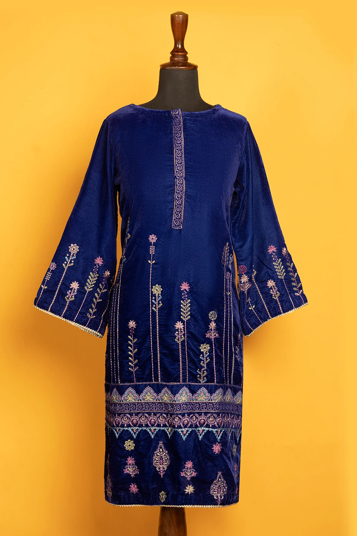 "LOKINA" Embroidered Velvet Shirt - Image 2