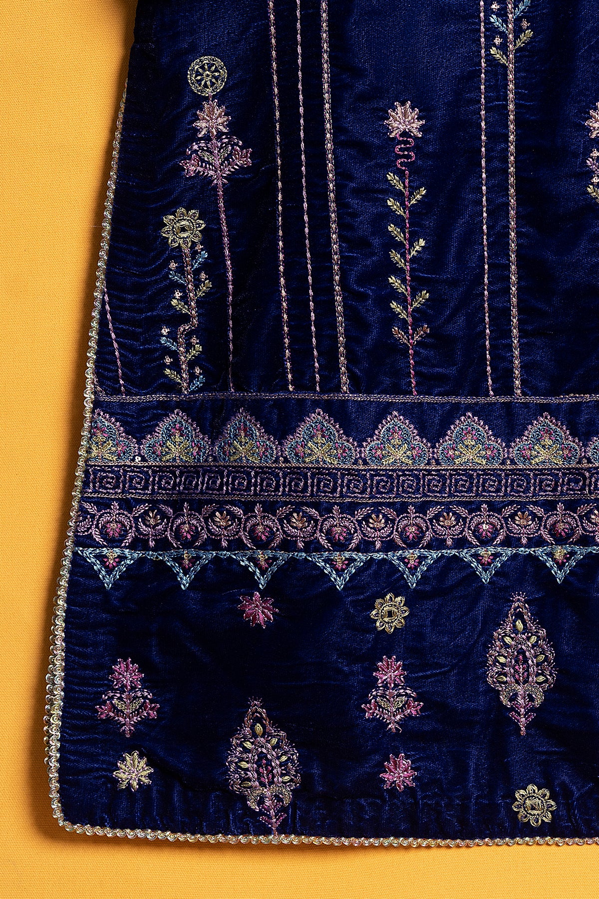 "LOKINA" Embroidered Velvet Shirt - Image 3