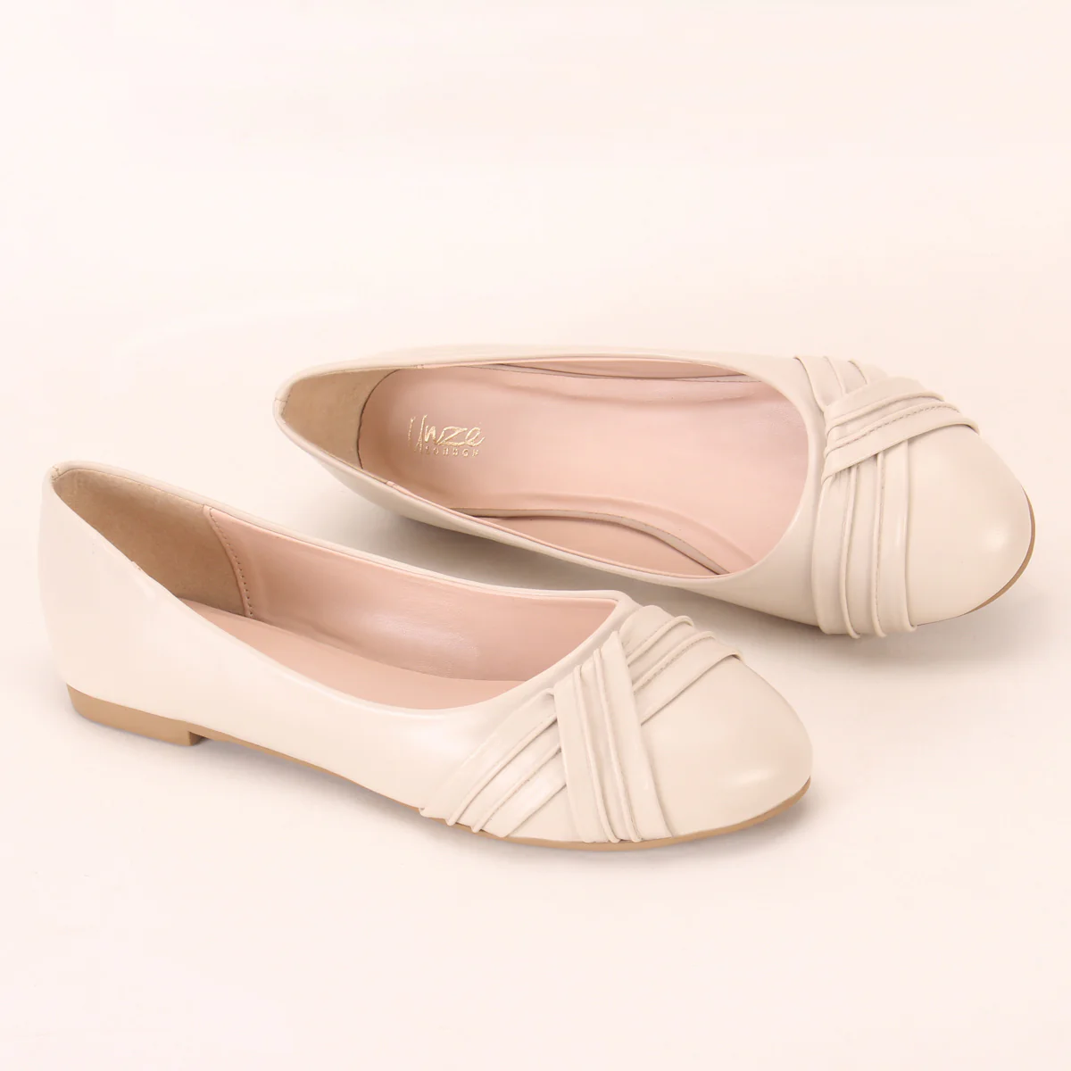 Womens "LUPITA" Round Toe Slip On Shoes - Image 6