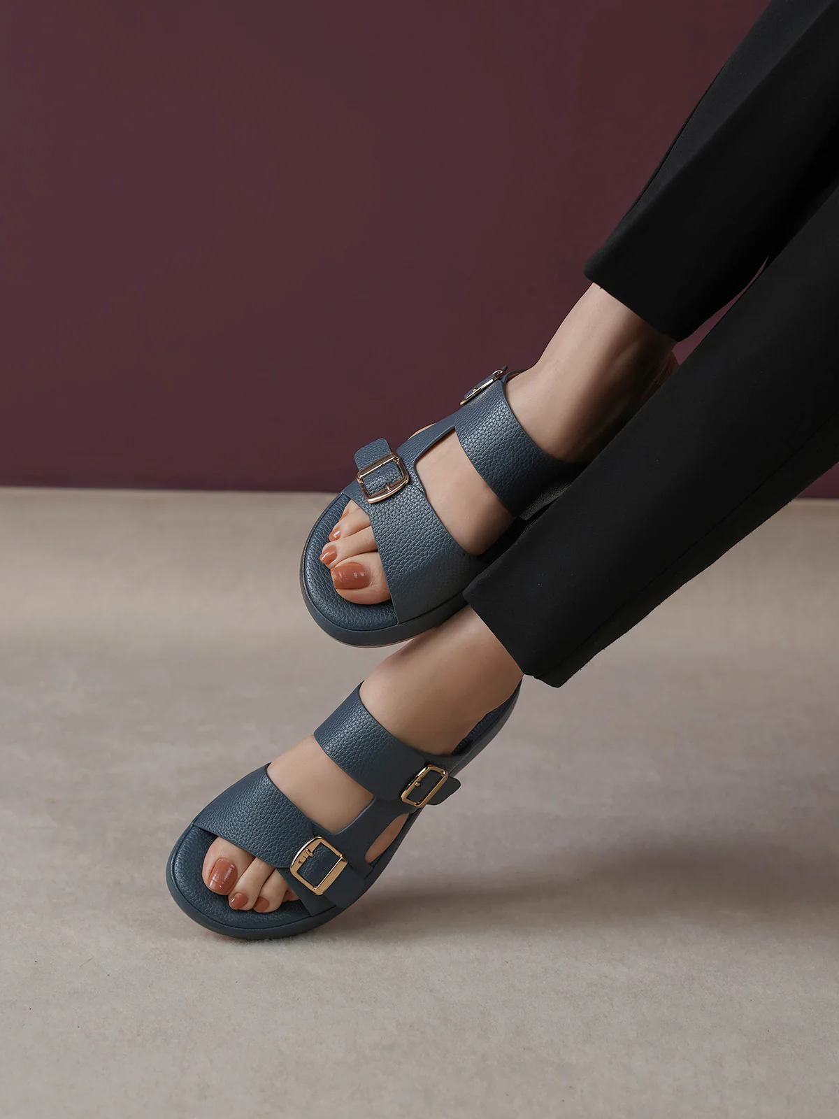 Womens "NILLDA" Trendy Buckle Slippers - Image 3