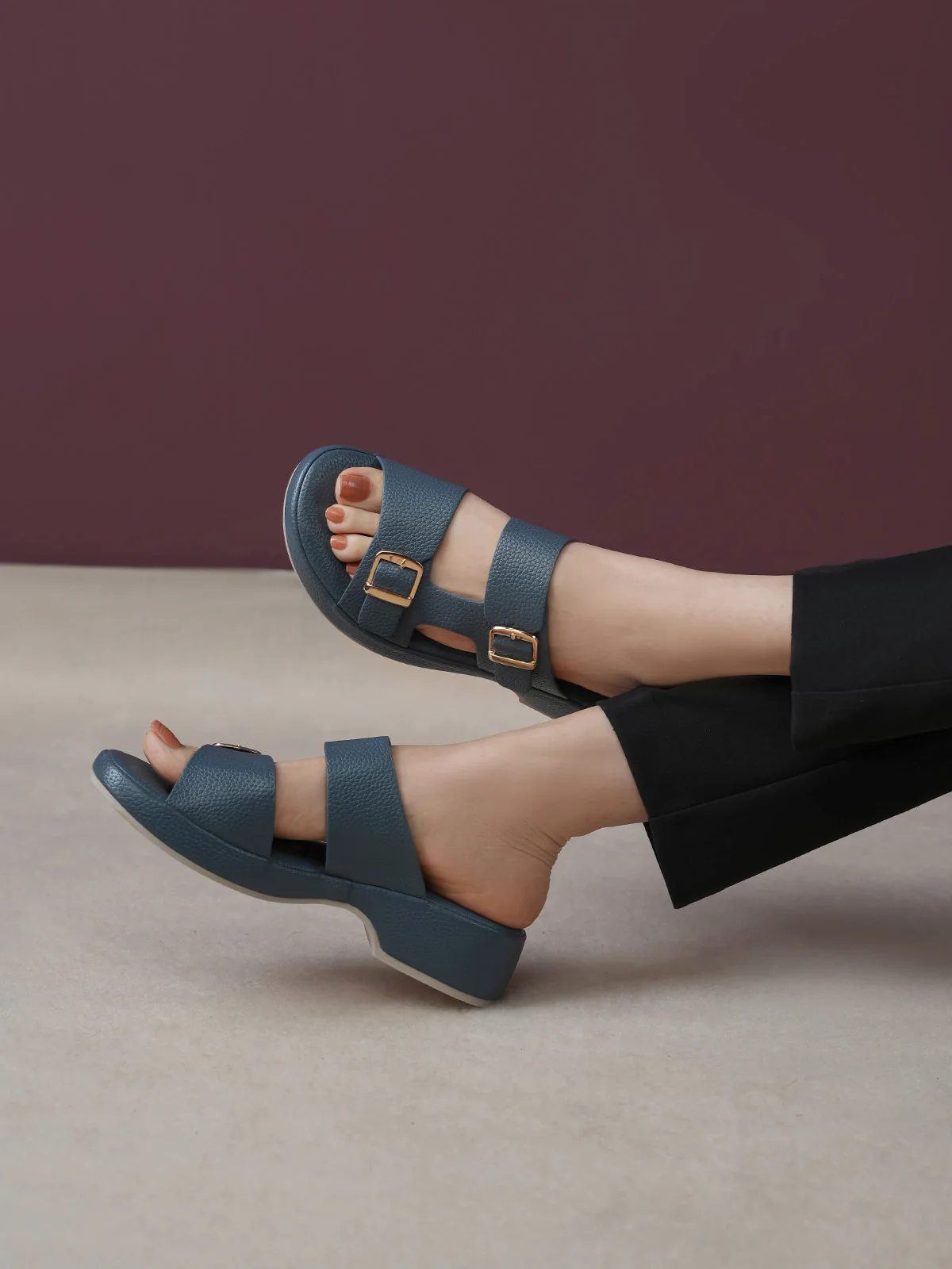Womens "NILLDA" Trendy Buckle Slippers - Image 6