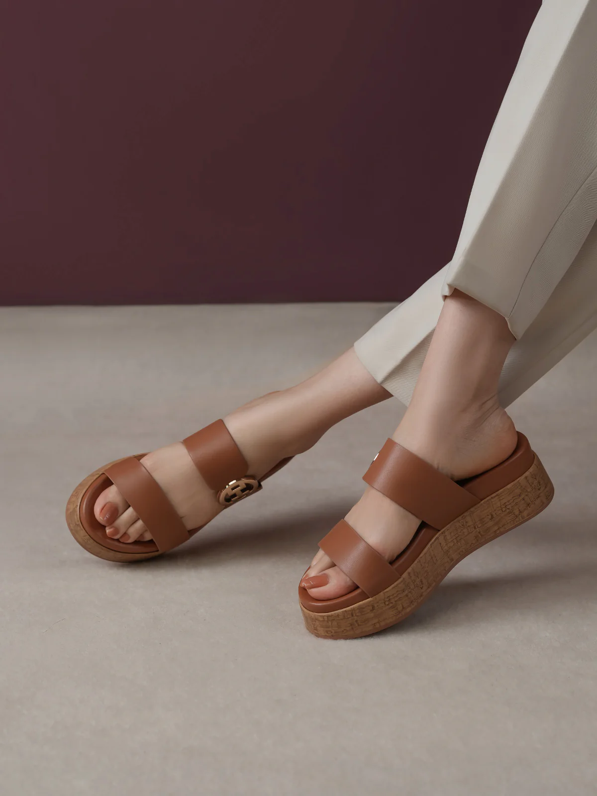 Womens "NYADA" Soft Cushioned Slippers