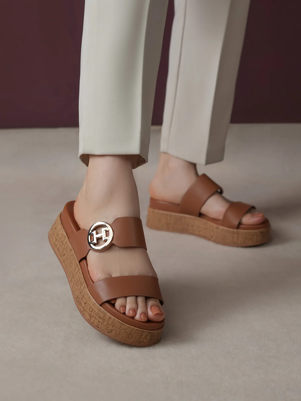Womens "NYADA" Soft Cushioned Slippers - Image 6