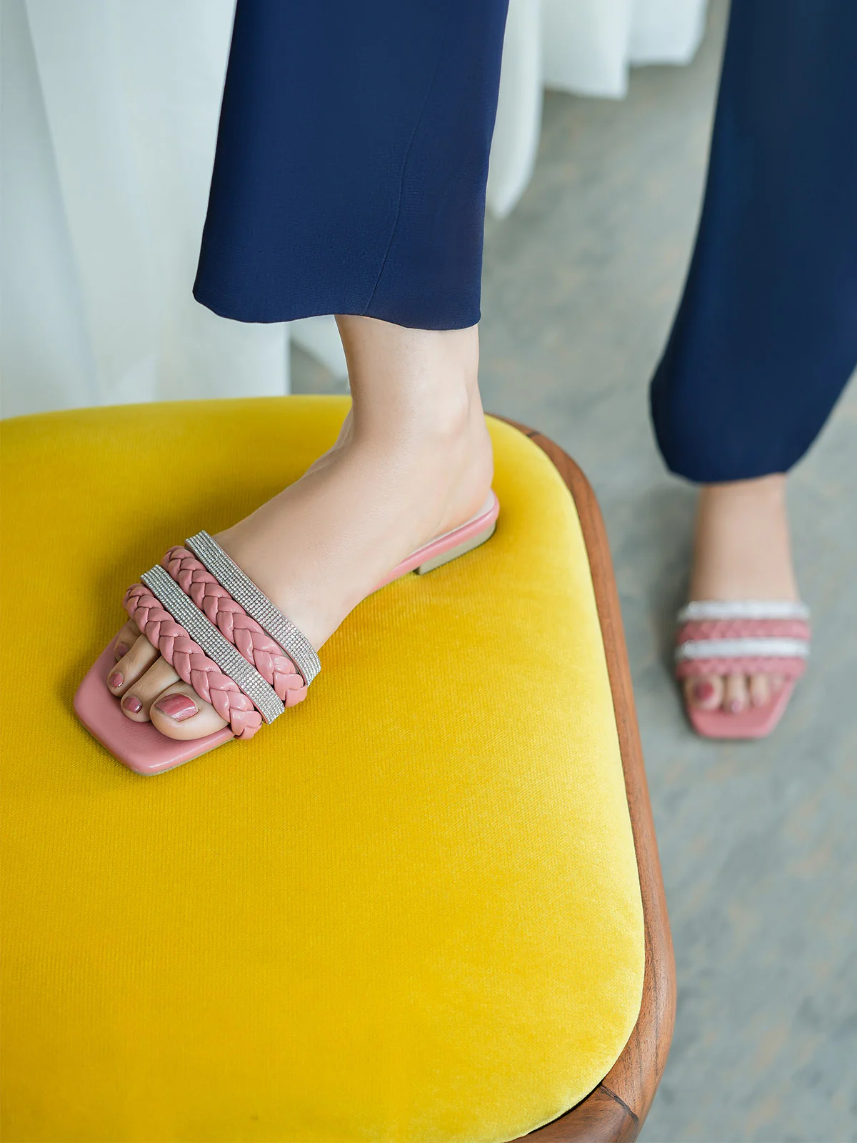 Womens "STEPCHIC" Flat Casual Slippers - Image 6