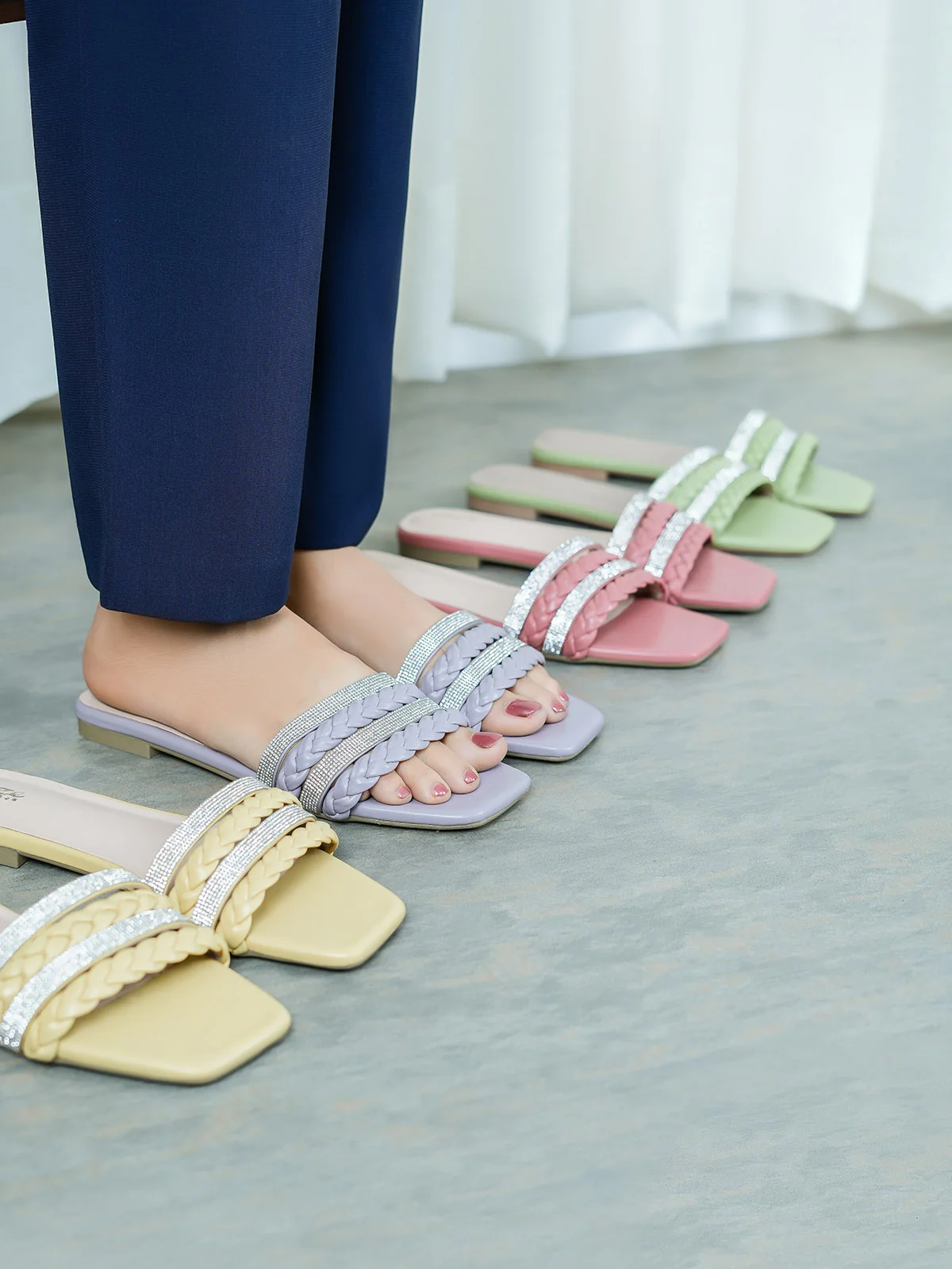 Womens "STEPCHIC" Flat Casual Slippers - Image 8