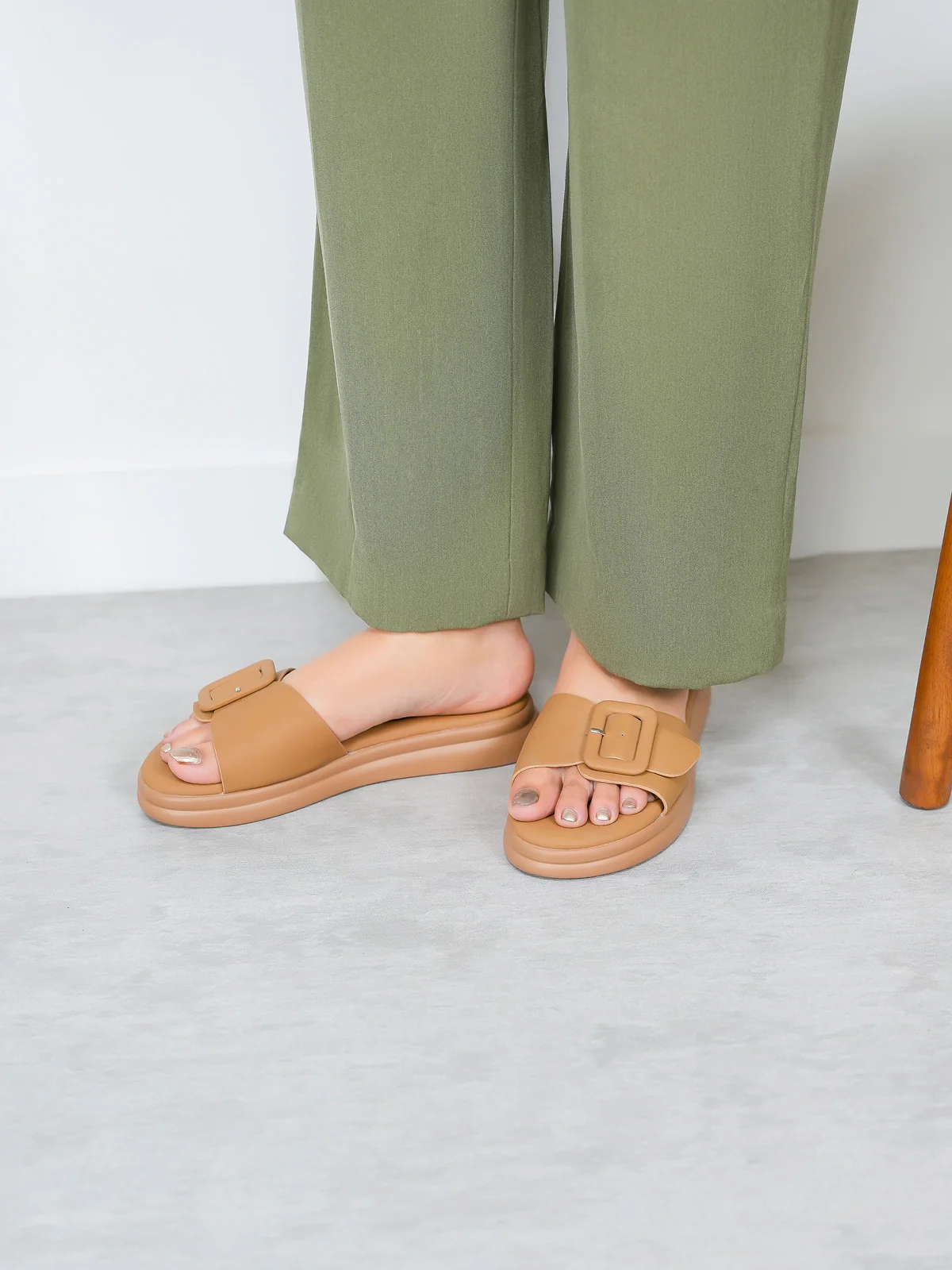 Womens "SYLAS" Casual Comfy Slippers - Image 6