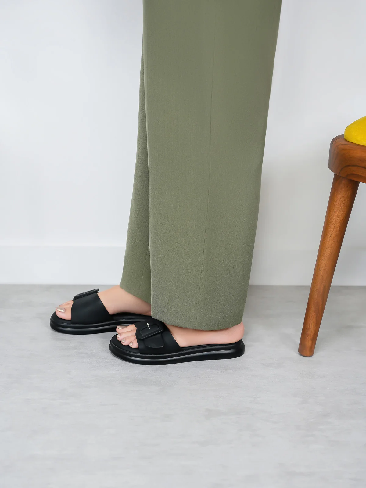 Womens "SYLAS" Casual Comfy Slippers - Image 6