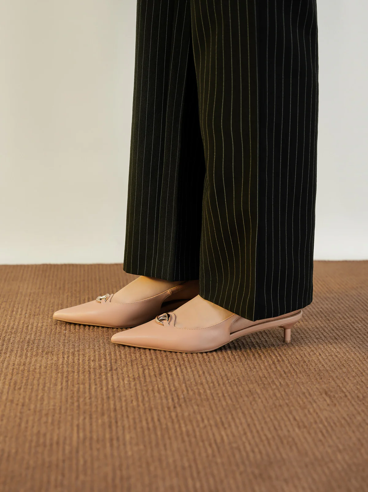 Womens "TRIPI" Pointed Toe Sandals - Image 3