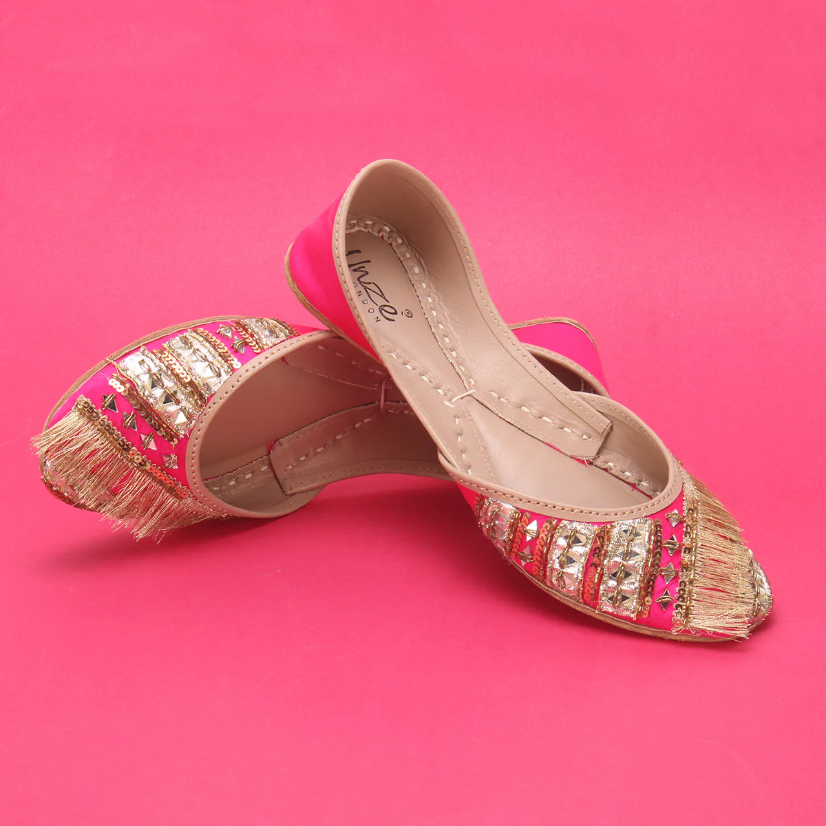 Women's "VALMAI" Embellished Stylish Khussa - Image 6