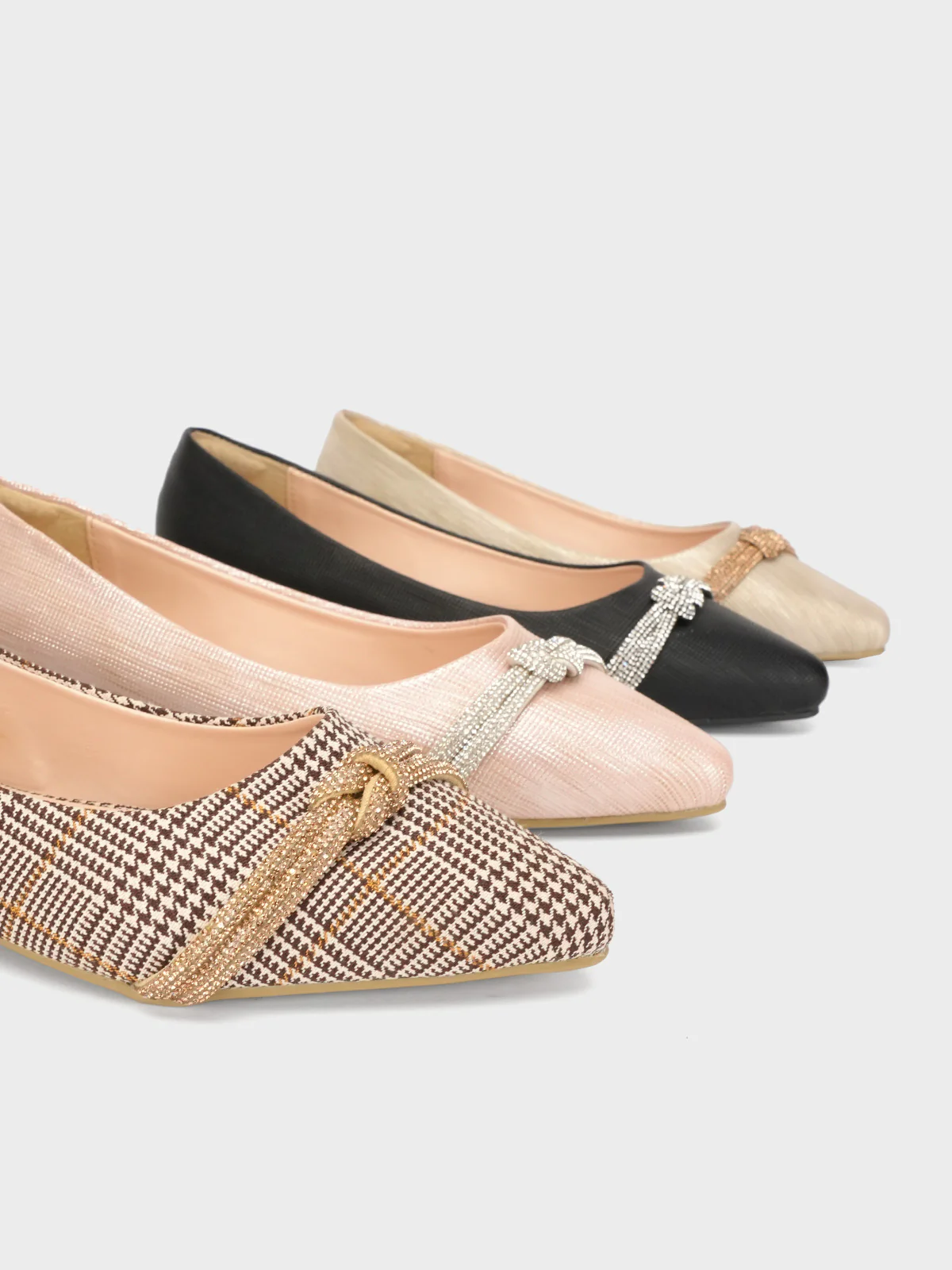 Womens "ZEMMA" Pointed Toe Pumps - Image 3