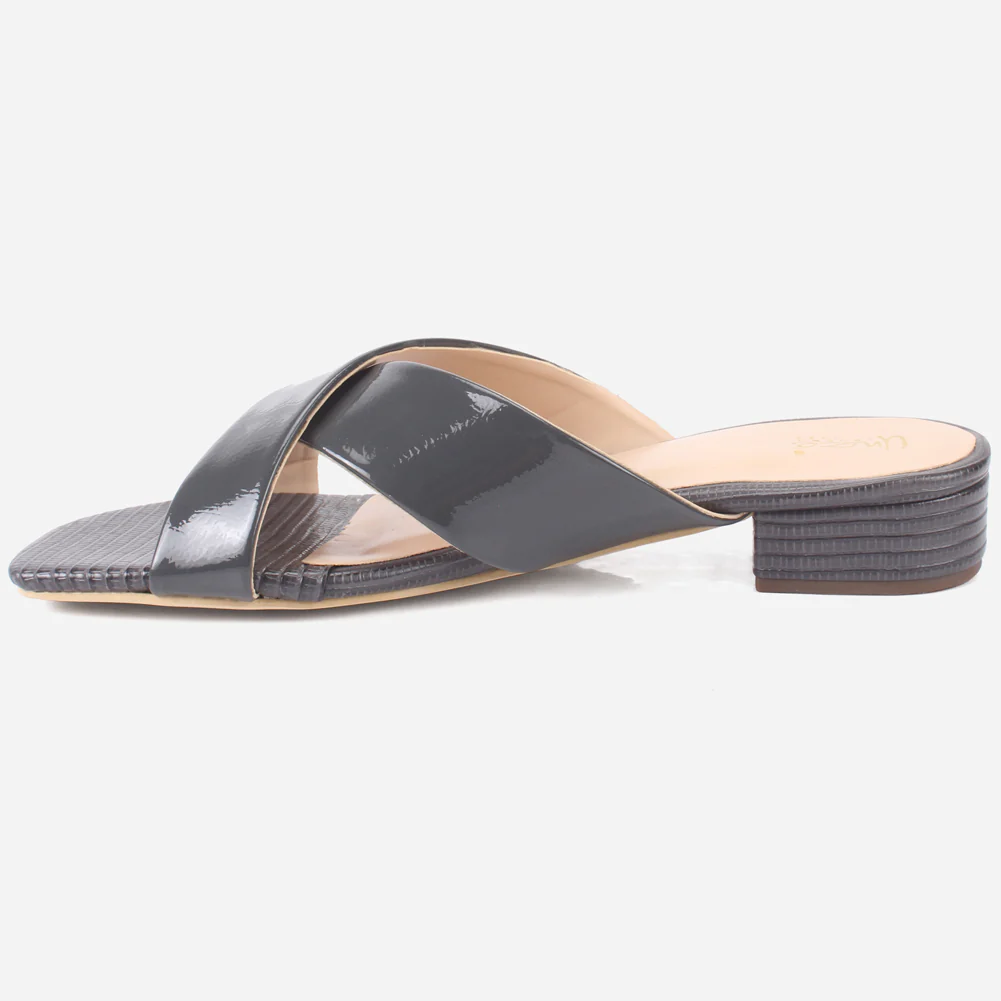 Womens "ZUHAI" Shimmery Everyday Slip-ons Shoes - Image 3